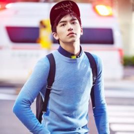 井柏然的英文名