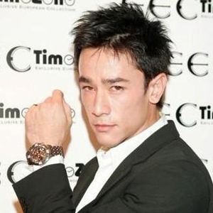 吴嘉龙的英文名