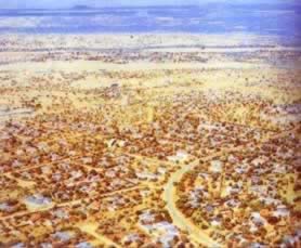 我国与博茨瓦纳建立外交关系（转自：历史上的今天。com）