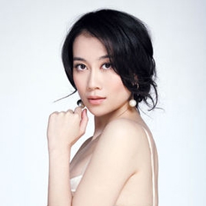 温峥嵘的英文名