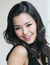 李荷妮的英文名